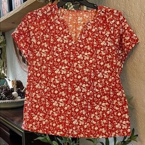 Emery Rose Floral Red Women's Top